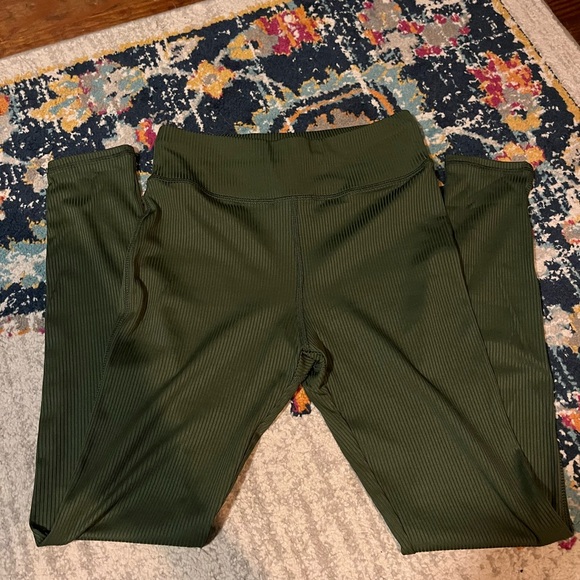 ASOS 4505 Olive Green Ribbed Tights - Picture 2 of 5